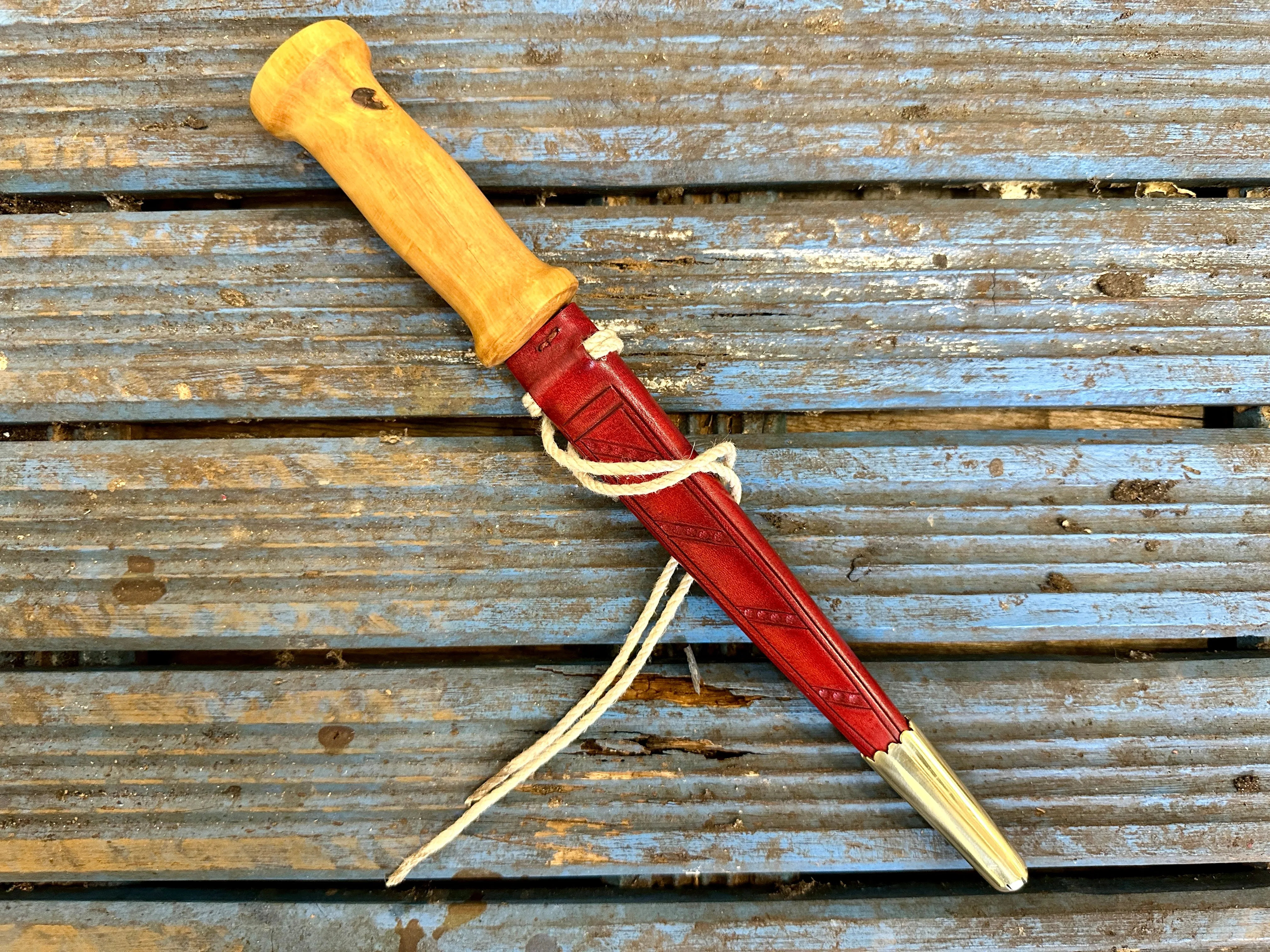 12thC-14thC Century Whittle Tang Dagger (red) SOLD