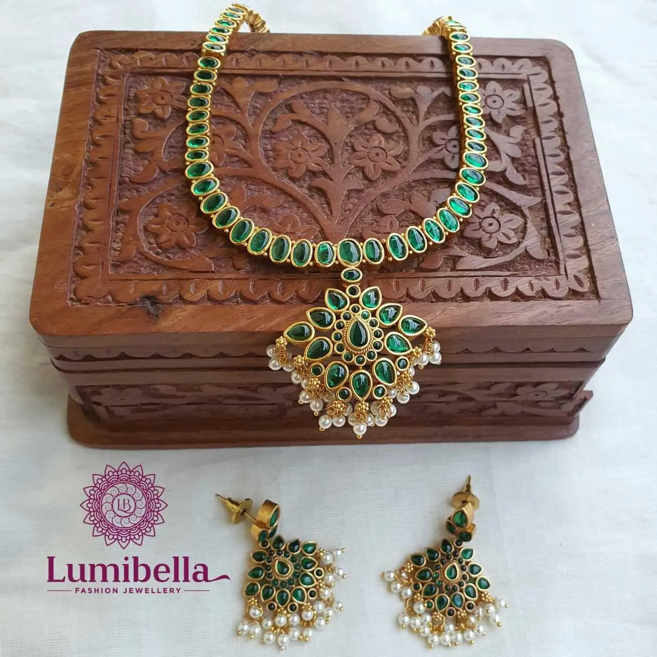 Antique Jewellery With Kemp Embellishment