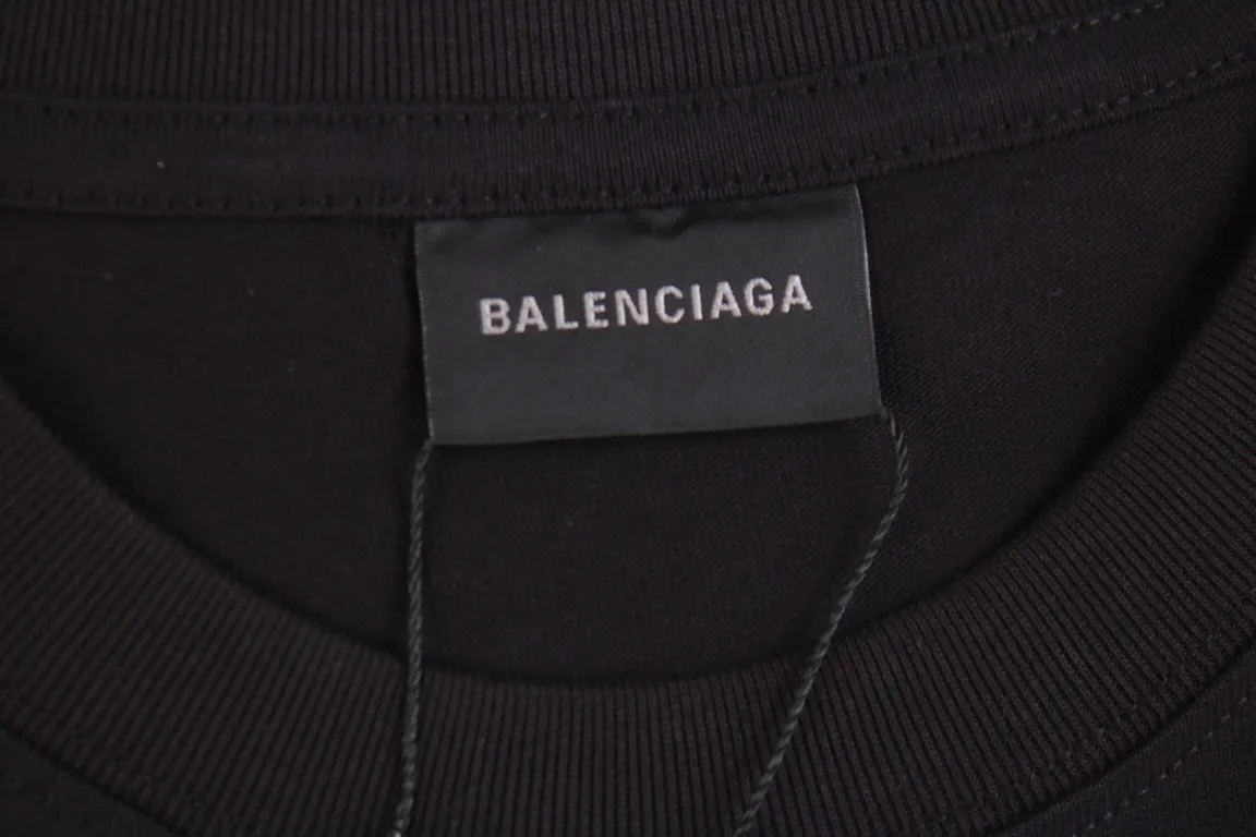 Balenciaga Minimalist T-Shirt