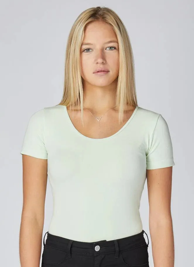 C'est Moi, CEBT1205 Bamboo Short Sleeve Scoop Neck Top