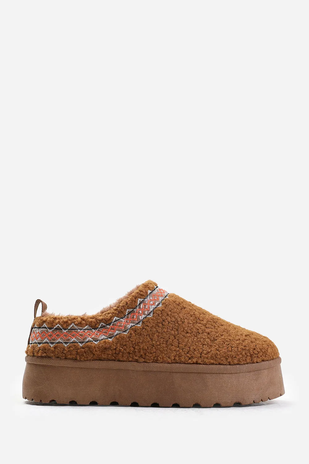 CHERRY FLATFORM AZTEC DETAIL LOW ANKLE SLIPPER BOOTS IN CHESTNUT SHEARLING