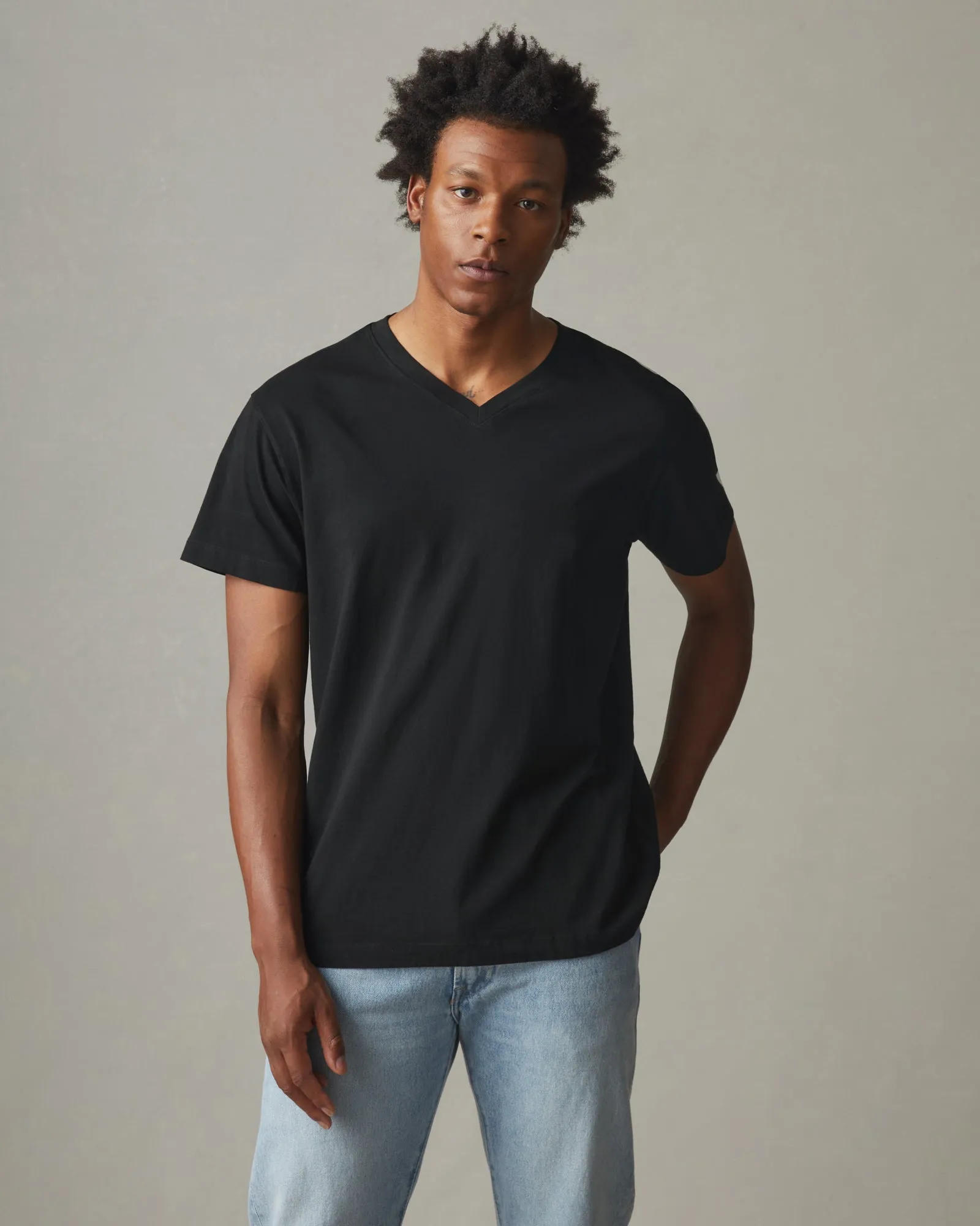 Classic Cotton V-Neck Tee - Black