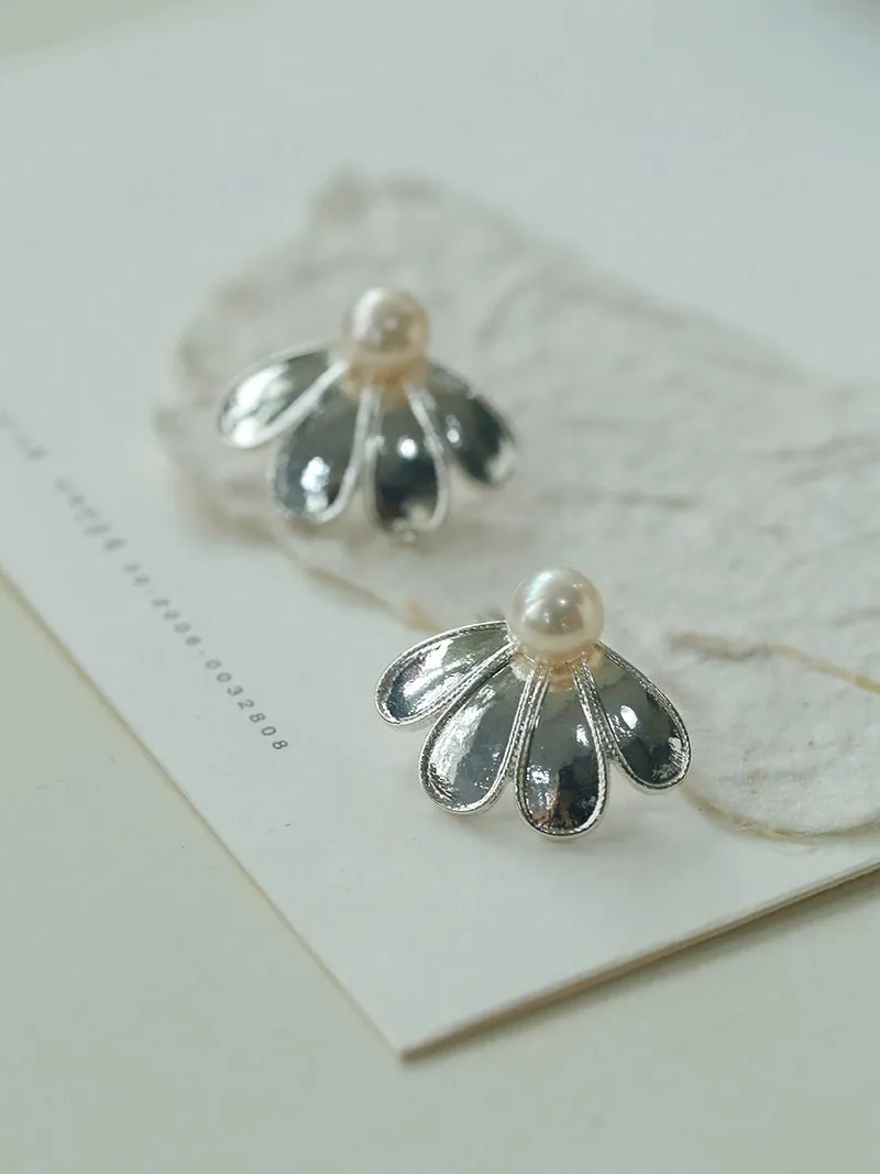 Ethnic Style Single Soma Flower Pearl Earrings