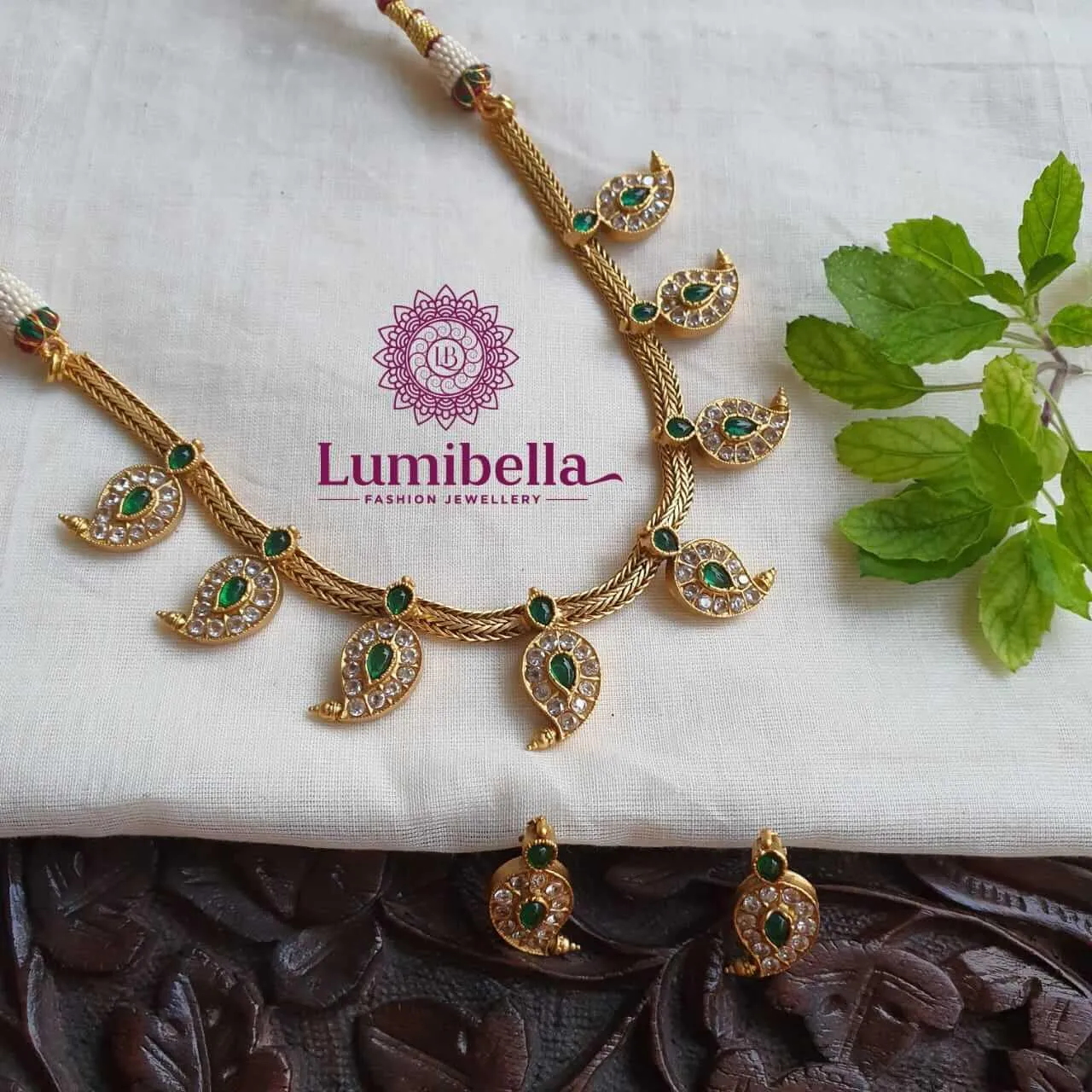 Green Attigai Necklace