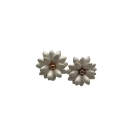 White flower earrings